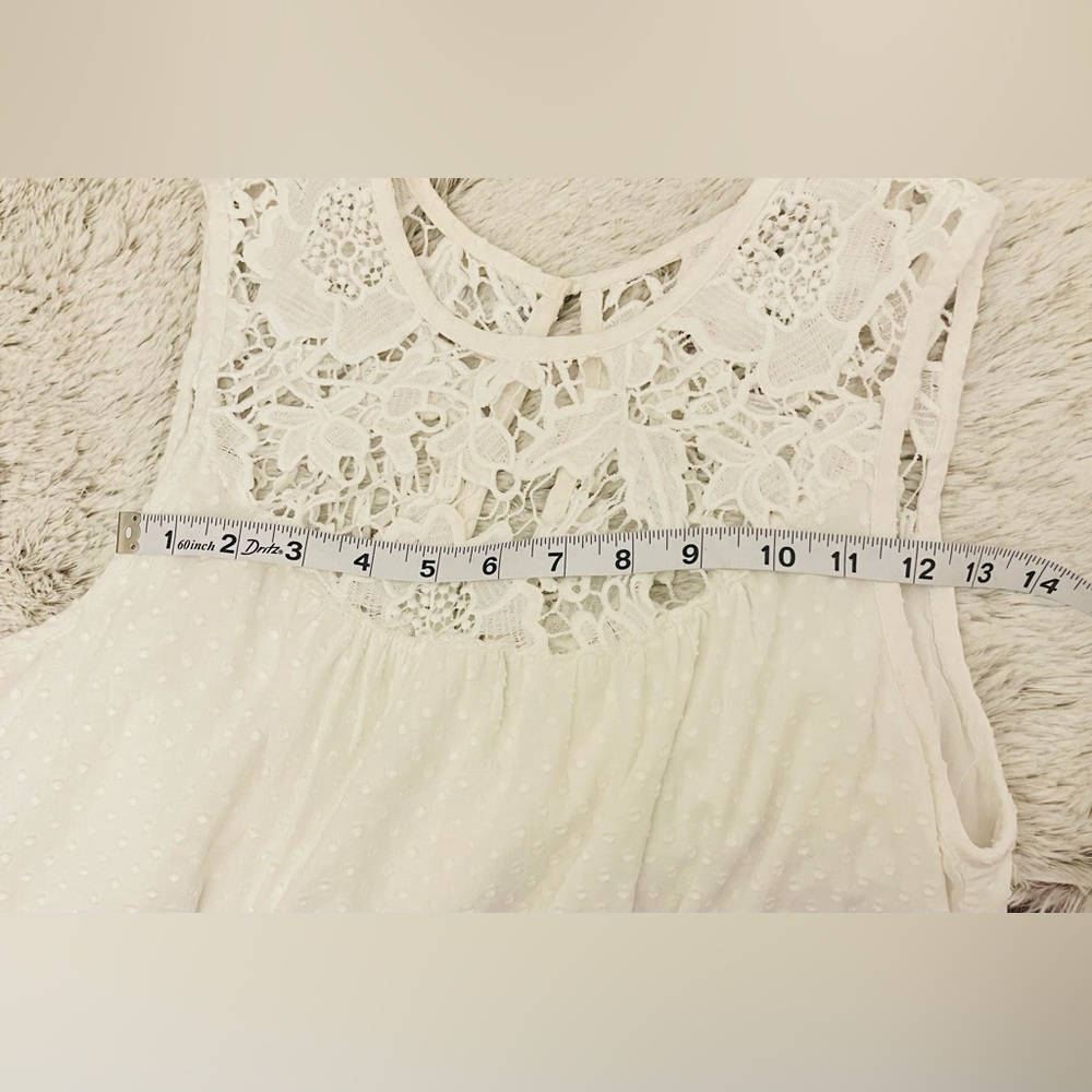 Anthropologie💙💎💎Elegant White Lace Women's Top, - Picture 9 of 14